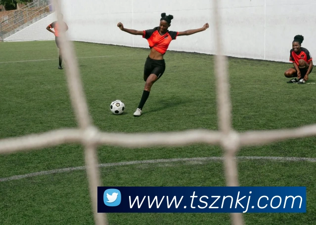 西班牙足球俱乐部历史排名对比：传统豪门与新兴势力的较量